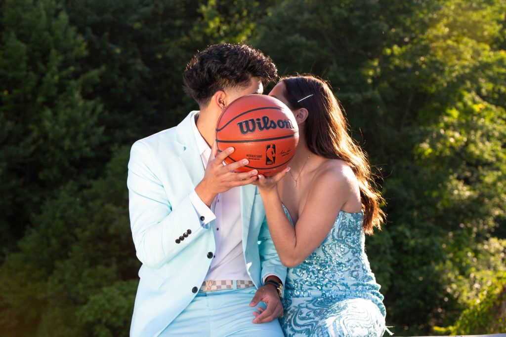 senior-prom-pictures-editorial-style-Paige-P-Photography